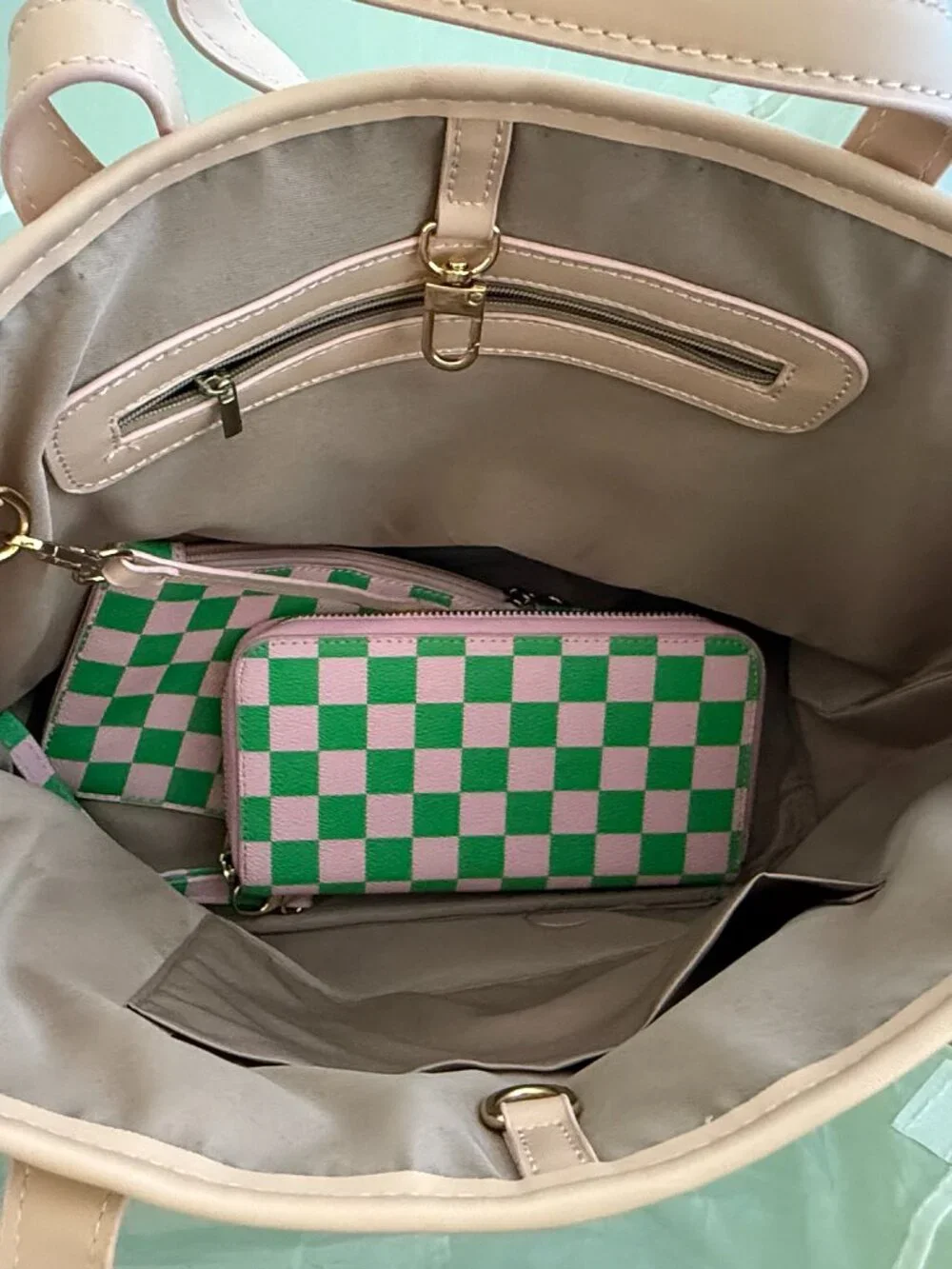 Pink & Green Checkered Weekender/Duffle Bag + Matching Zip Wallet/Card Case 4pc